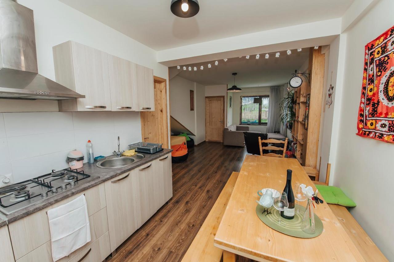 Ski House Bluebird Gudauri Bagian luar foto